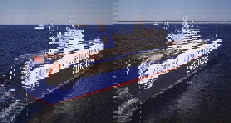 ships products